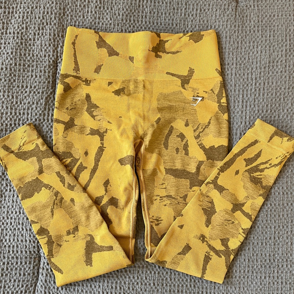🚫SOLD🚫Gymshark adapt camo seamless leggings NWOT